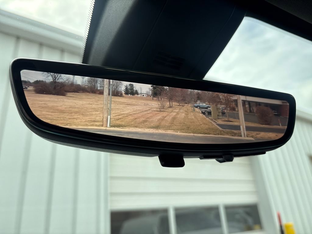 Used 2020 Chevrolet Silverado 2500 LTZ w/ LTZ Premium Package image 44