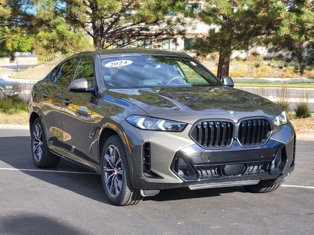 Used 2024 BMW X6 xDrive40i w/ Executive Package AWD/4WD image 3