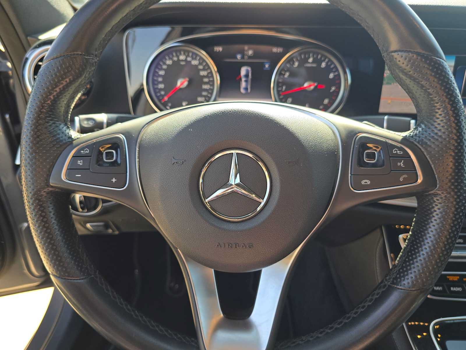 Used 2018 Mercedes-Benz E 300 image 22
