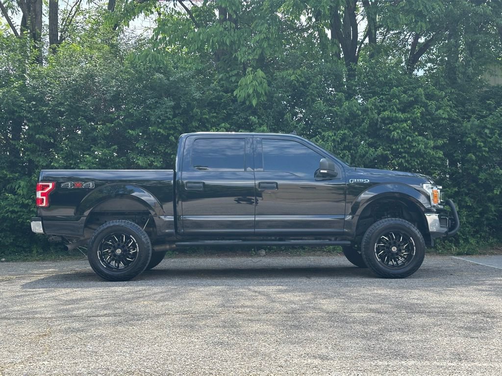Used 2019 Ford F150 XLT AWD/4WD image 4
