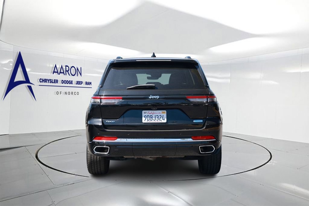 Used 2022 Jeep Grand Cherokee Overland AWD/4WD image 3