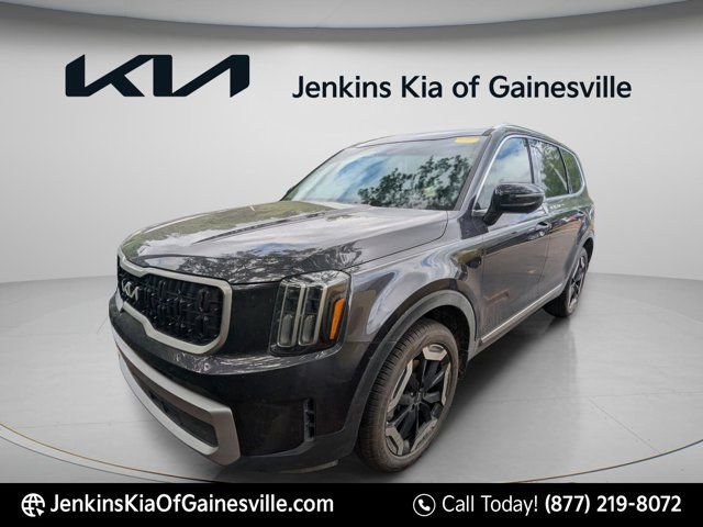 Used 2025 Kia Telluride EX w/ EX Captain's Chair Package FWD image 5