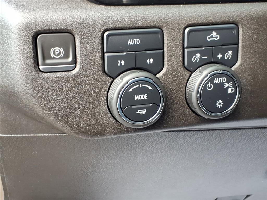 Certified 2023 Chevrolet Silverado 1500 LT image 17