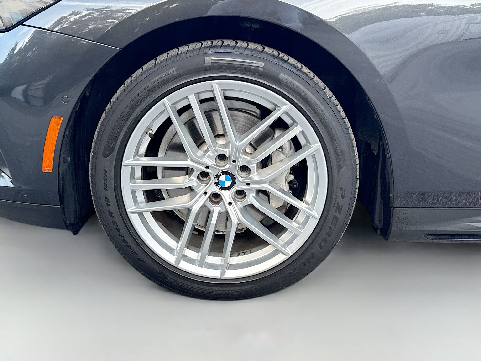 Used 2024 BMW 530i w/ Convenience Package RWD image 43