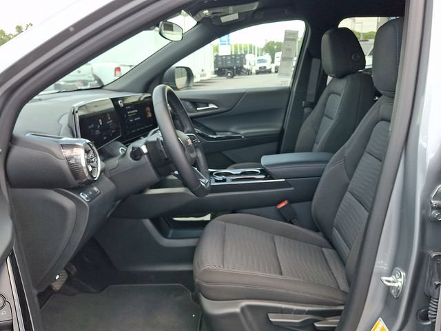 Used 2026 Chevrolet Equinox LT FWD image 10