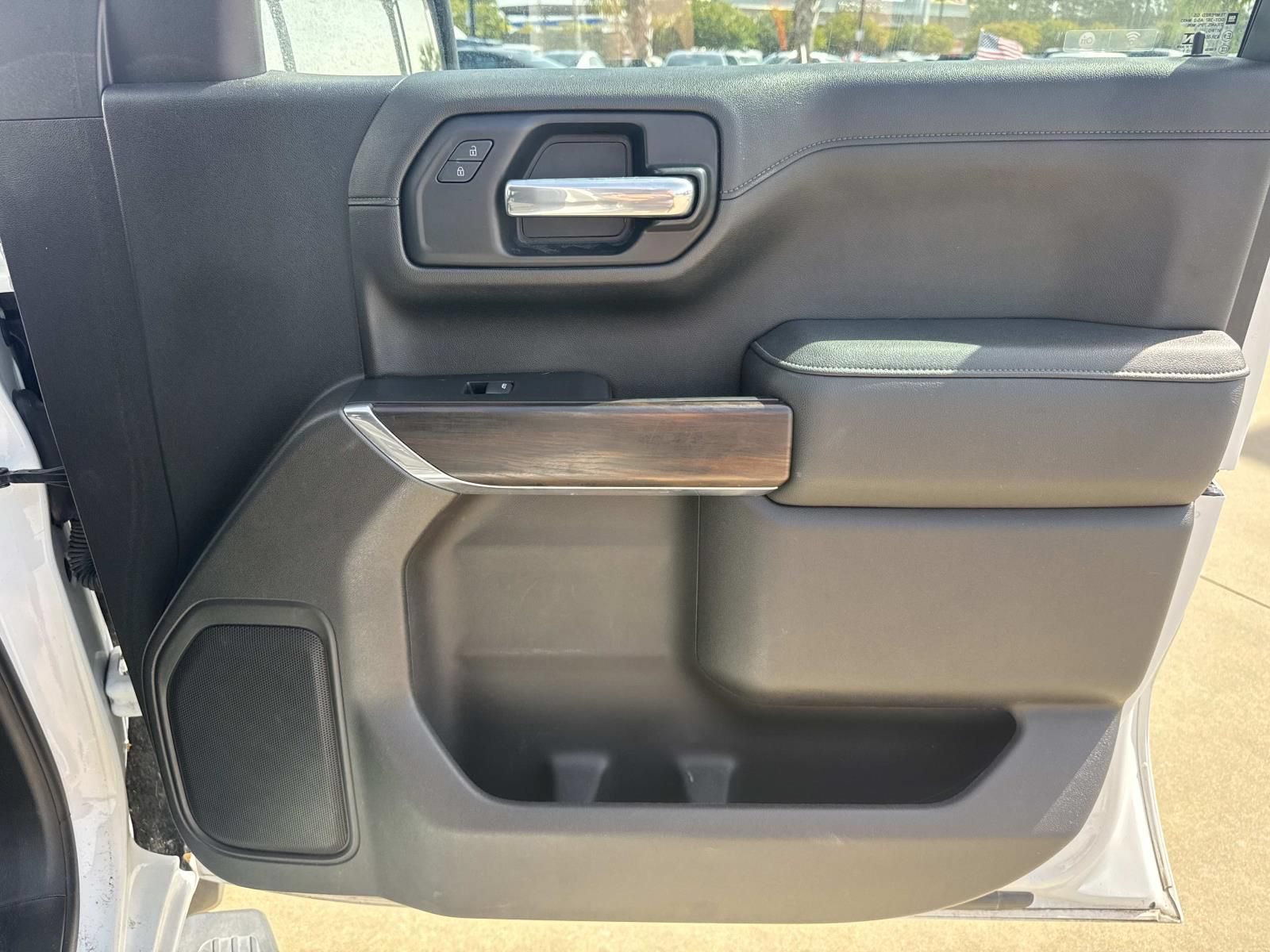 Used 2021 GMC Sierra 1500 SLT AWD/4WD image 13