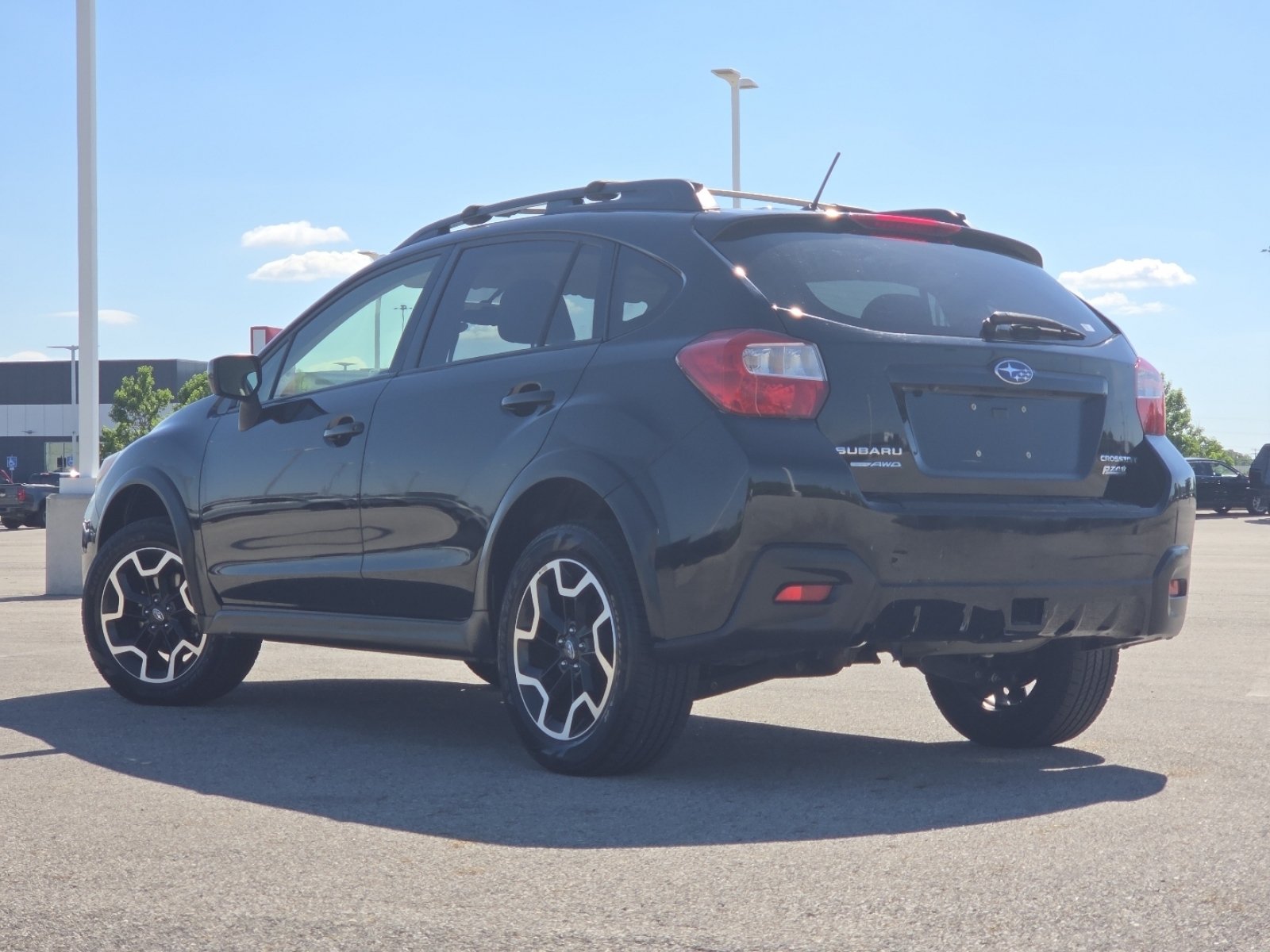 Used 2017 Subaru Crosstrek 2.0i Premium AWD/4WD image 16