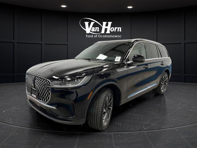 Used 2025 Lincoln Aviator Reserve w/ Equipment Group 201A AWD/4WD image 3
