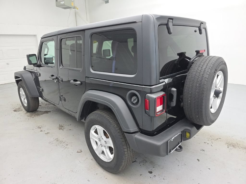 Used 2022 Jeep Wrangler Unlimited Sport AWD/4WD image 10