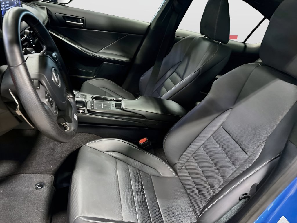 Used 2023 Lexus IS 350 F Sport w/ Navigation Package RWD image 21