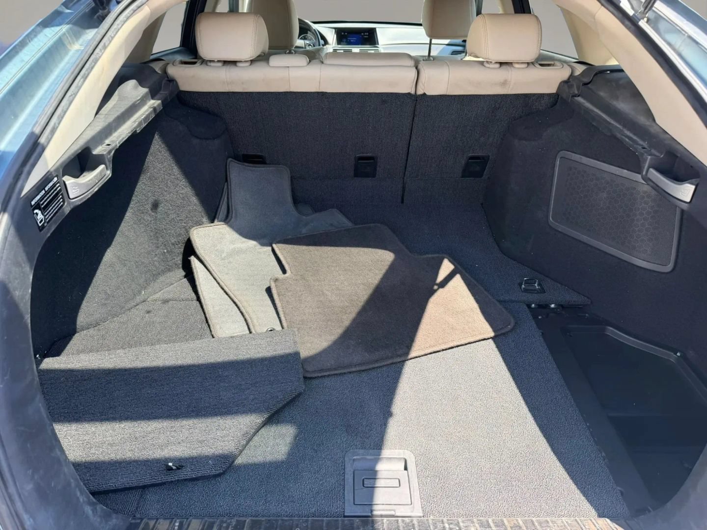 Used 2015 Honda Crosstour EX-L image 14