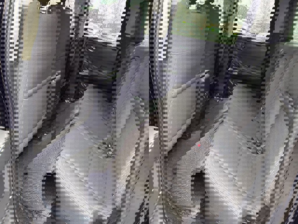 Used 2022 Nissan Frontier SV w/ Technology Package image 16