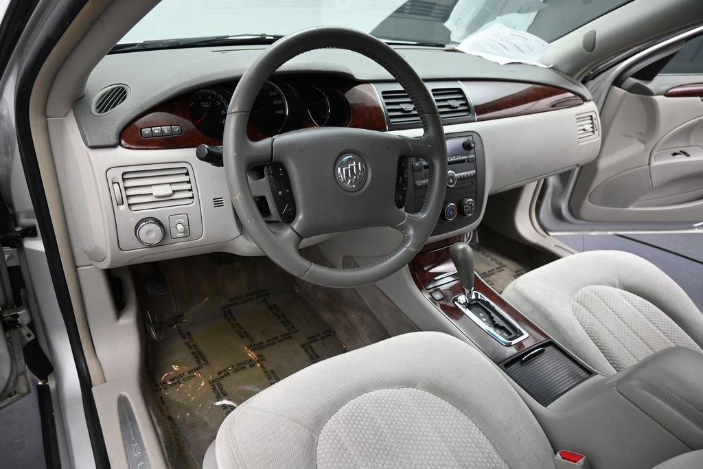 Used 2009 Buick Lucerne CX FWD image 12
