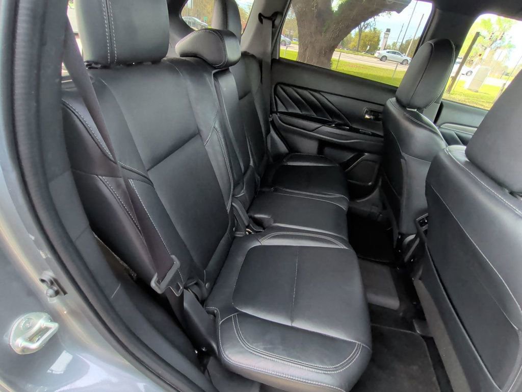 Used 2022 Mitsubishi Outlander SEL image 22