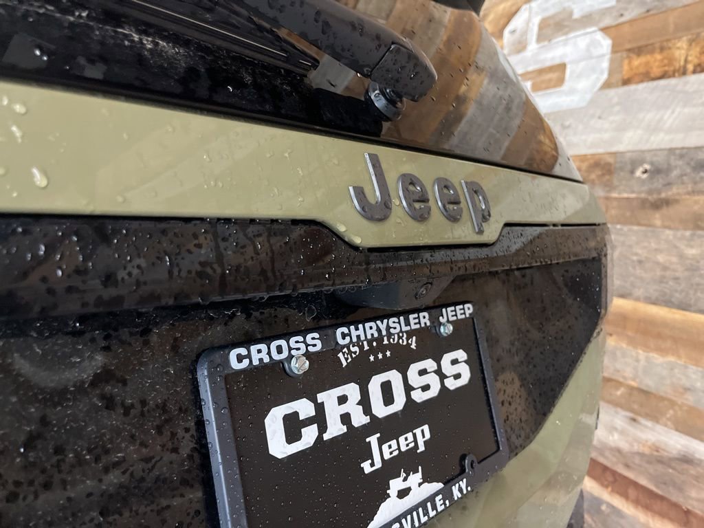 New 2026 Jeep Cherokee Overland image 21