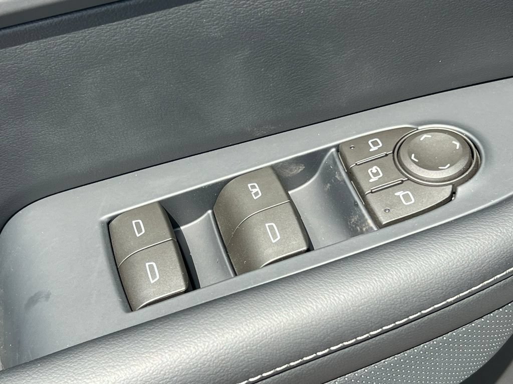 New 2027 Buick Enclave Preferred w/ LPO, Floor Liner Package AWD/4WD image 17