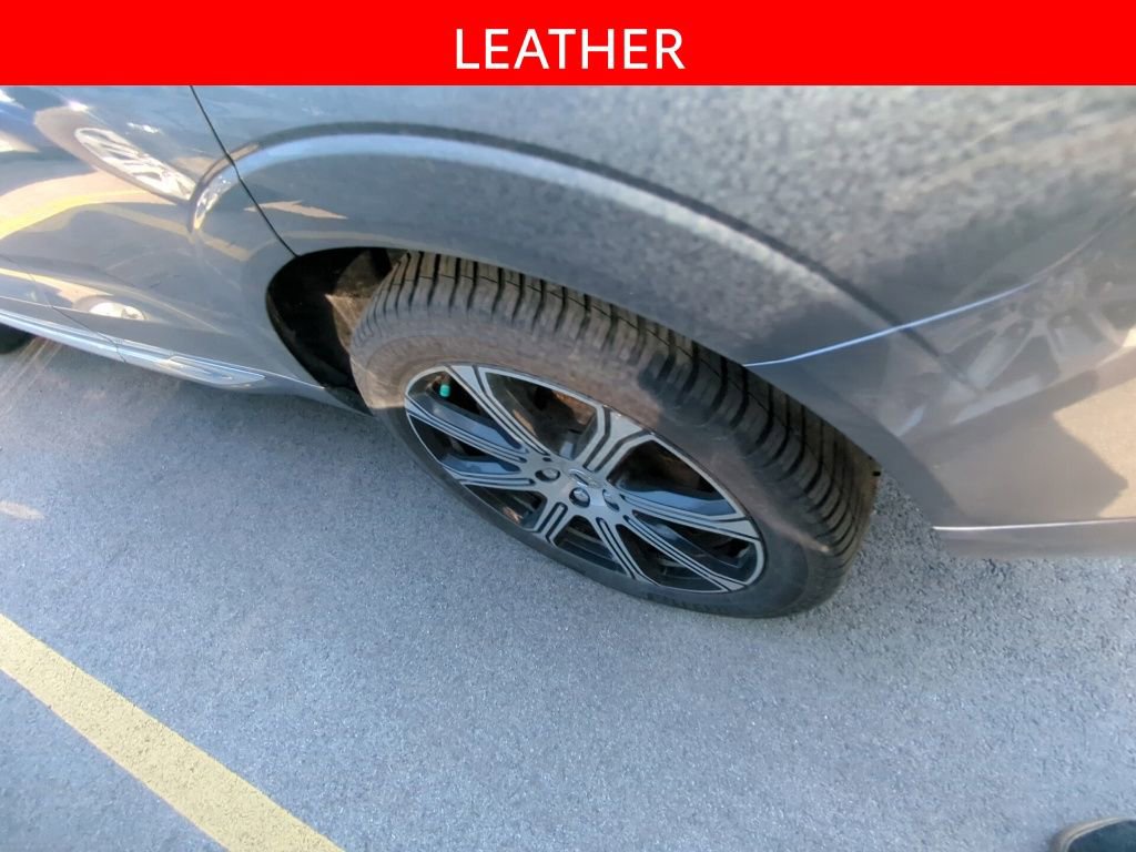 Used 2021 Volvo XC60 T6 Inscription AWD/4WD image 5