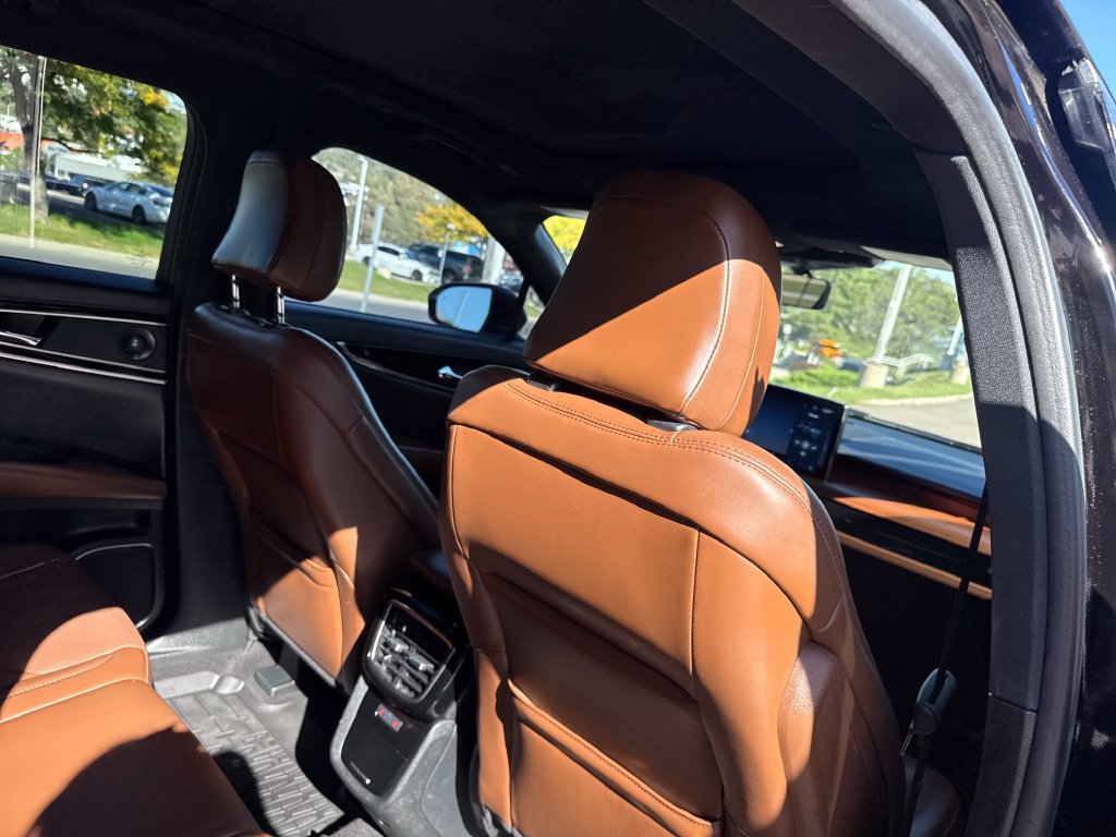 Certified 2022 Lincoln Nautilus Reserve w/ Luxury Package AWD/4WD image 28