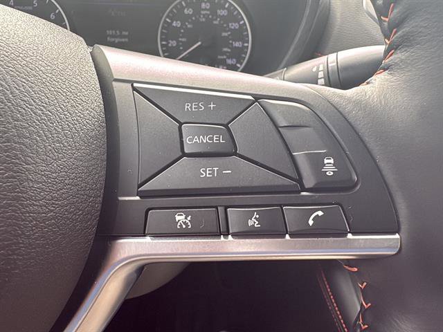 Used 2025 Nissan Sentra SR w/ SR Premium Package FWD image 19