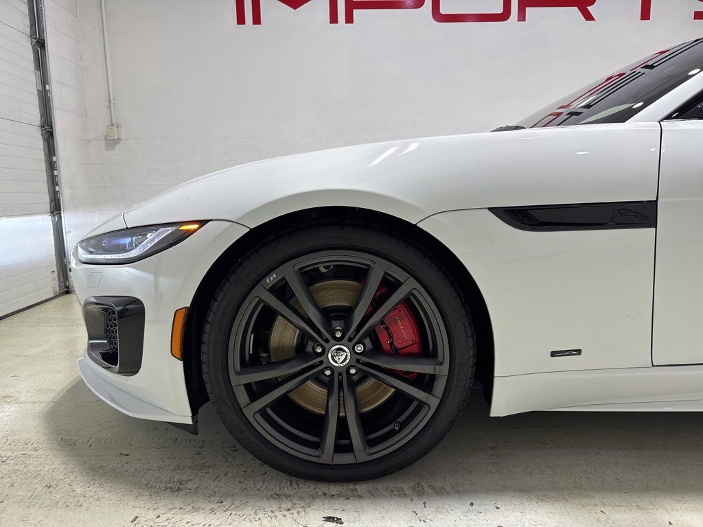 Used 2024 Jaguar F-TYPE R image 8