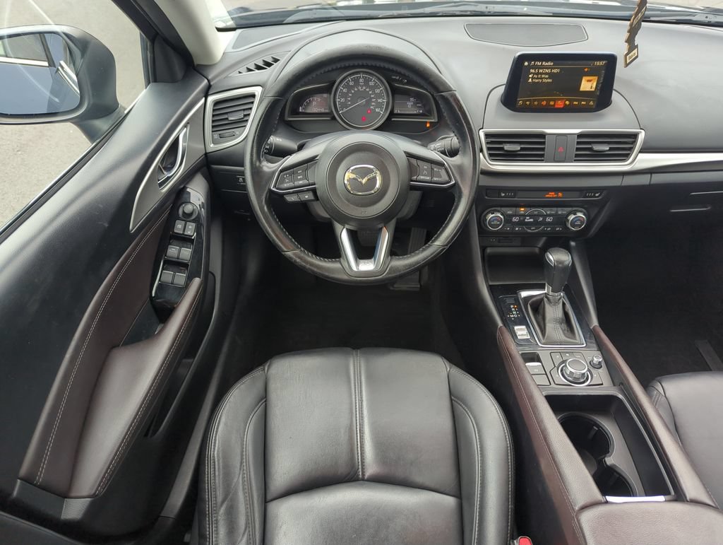 Used 2017 MAZDA MAZDA3 Touring FWD image 14