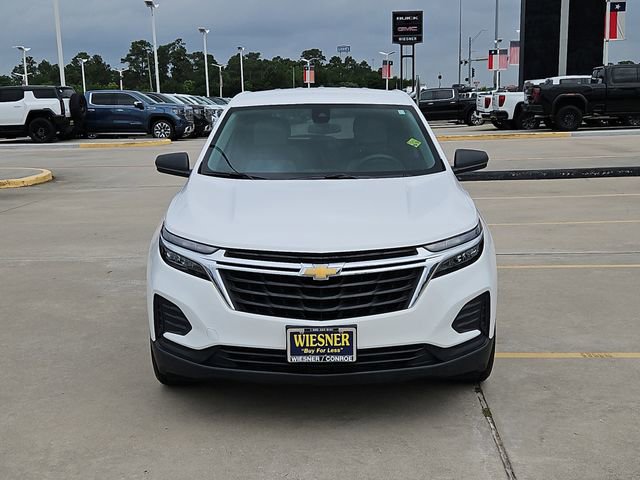 Used 2024 Chevrolet Equinox LS FWD image 2