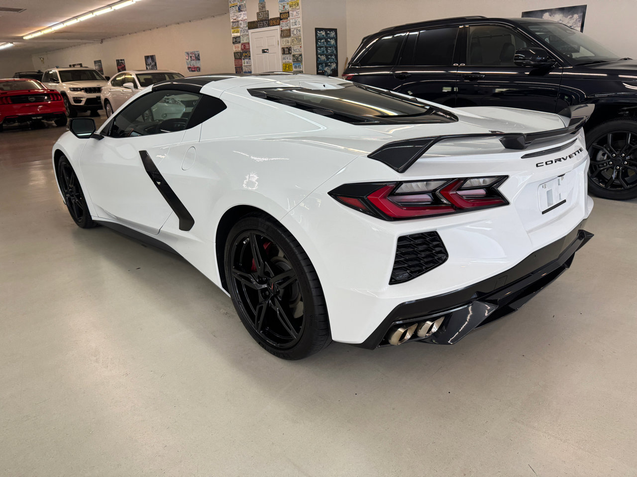Used 2021 Chevrolet Corvette Stingray 3LT w/ Z51 Performance Package image 5