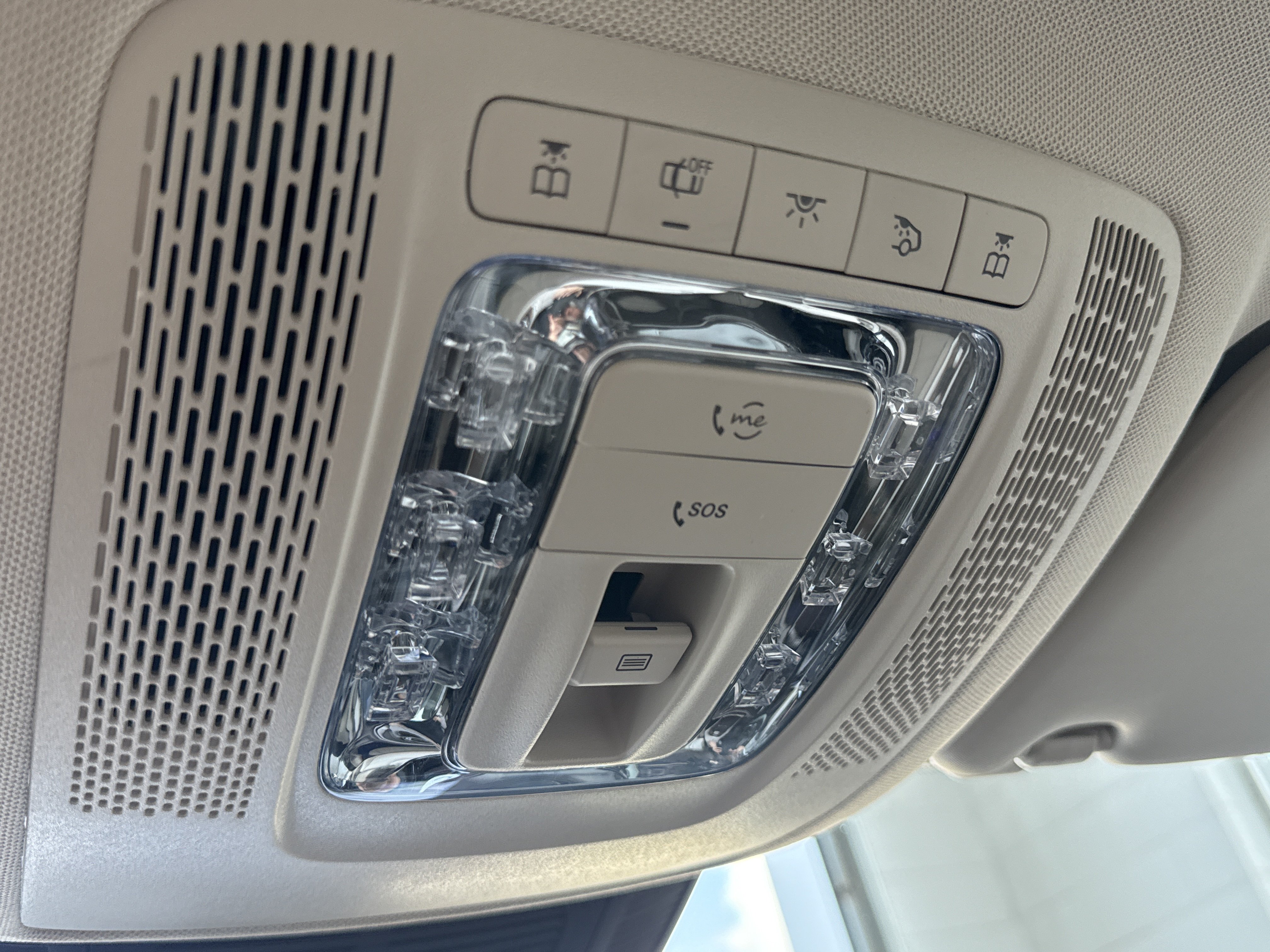 Certified 2025 Mercedes-Benz GLS 450 4MATIC image 53