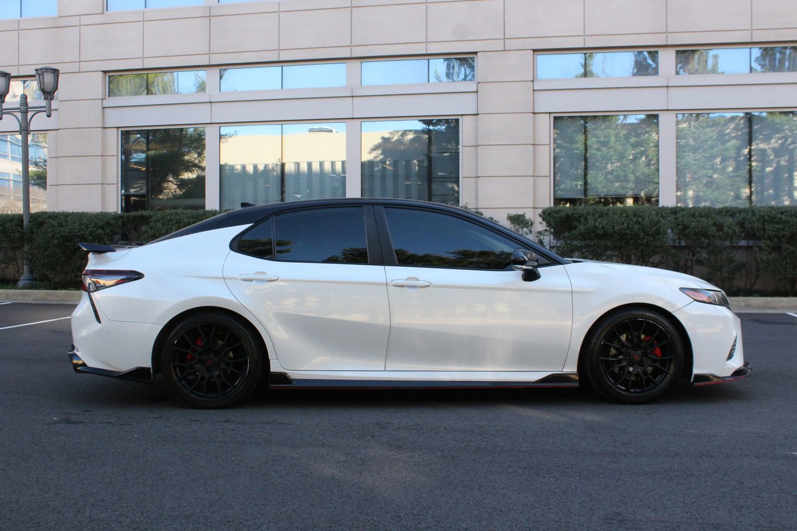 Used 2021 Toyota Camry TRD w/ TRD Package w/JBL Audio FWD image 8