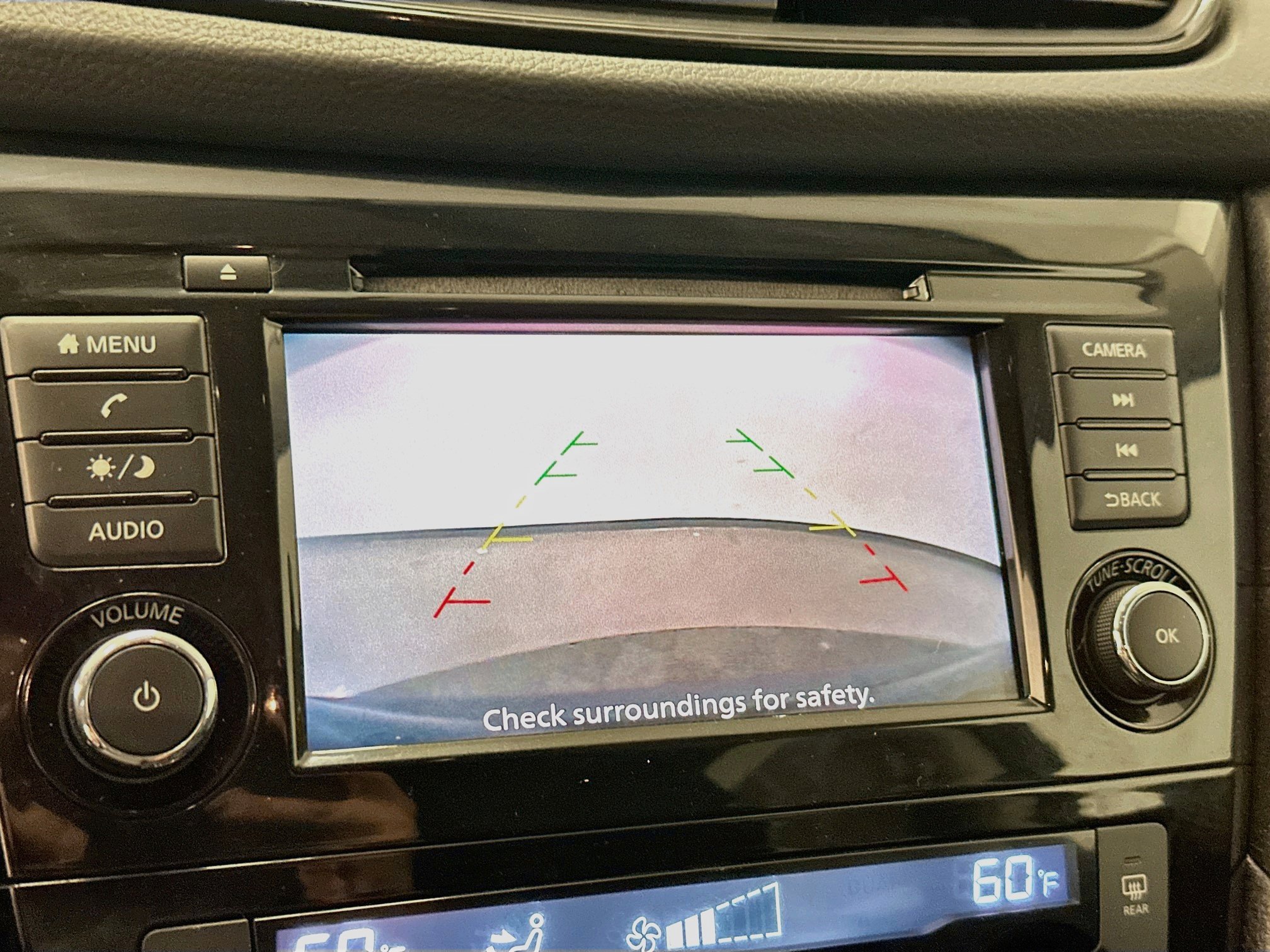 Used 2018 Nissan Rogue SV AWD/4WD image 22
