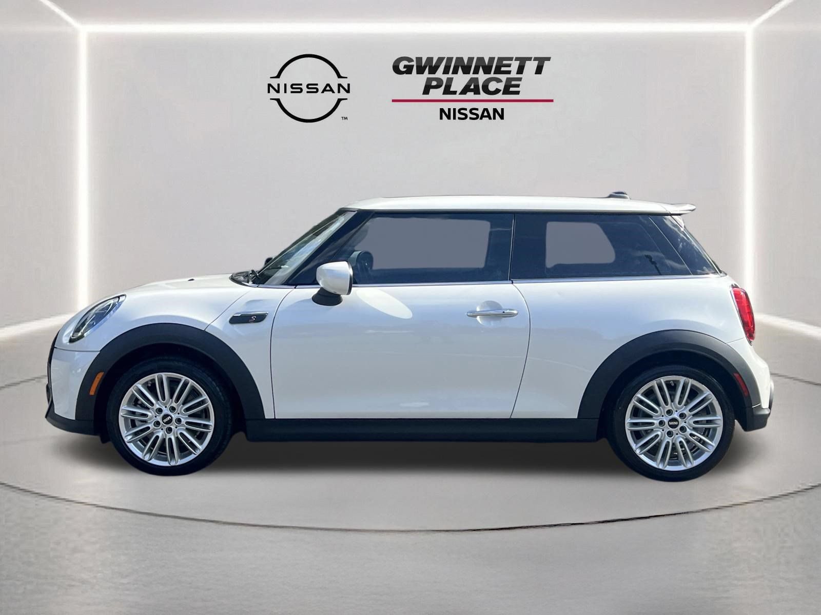 Used 2023 MINI Cooper S FWD image 17