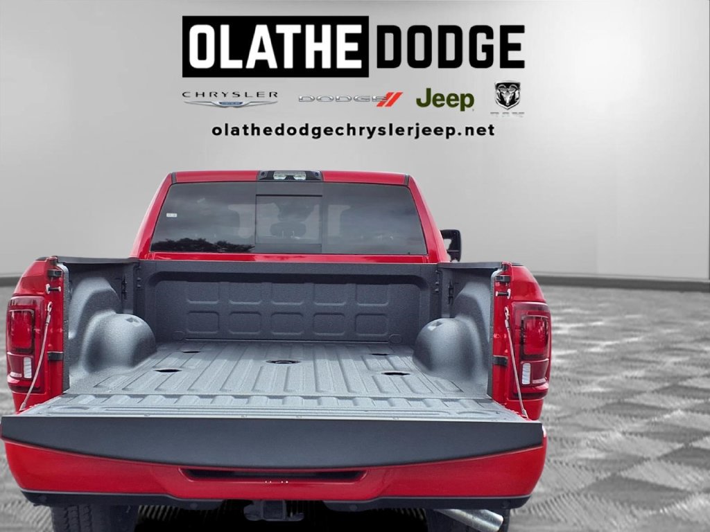 New 2027 RAM 2500 Laramie w/ Night Edition AWD/4WD image 24