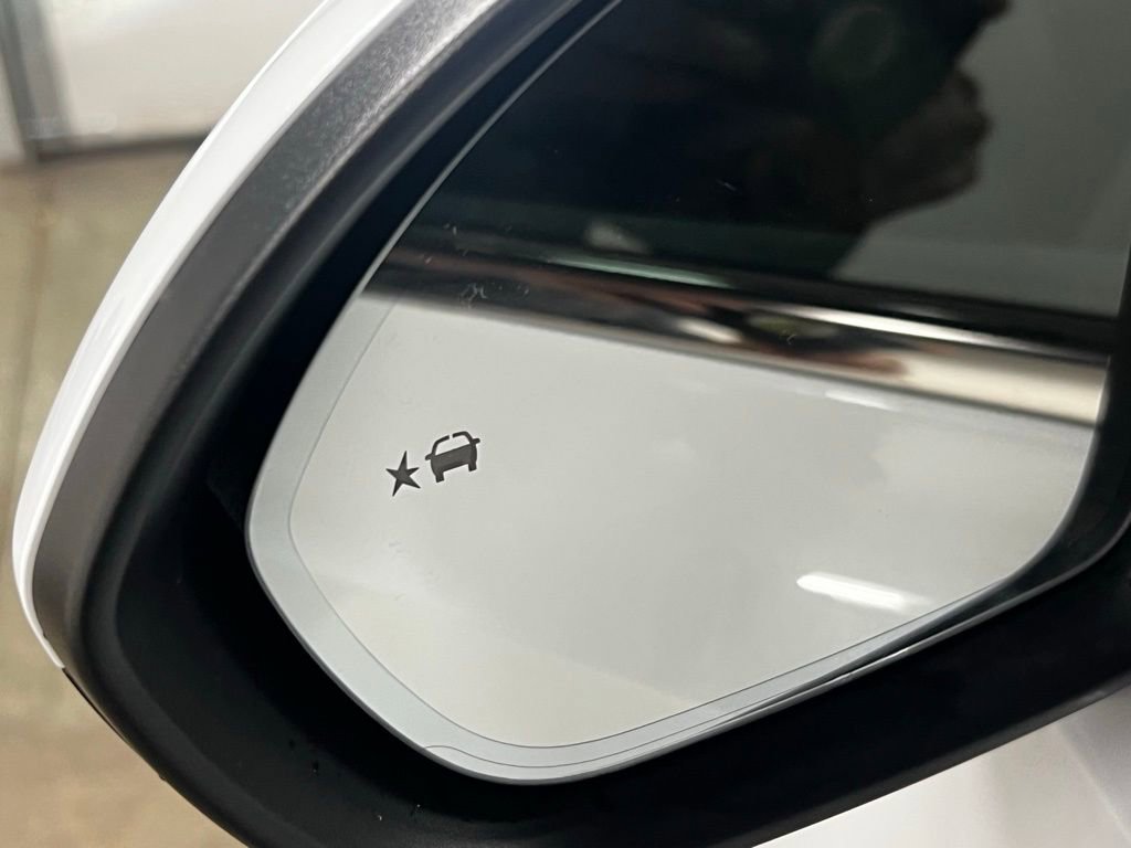 New 2026 Buick Envision Avenir image 13