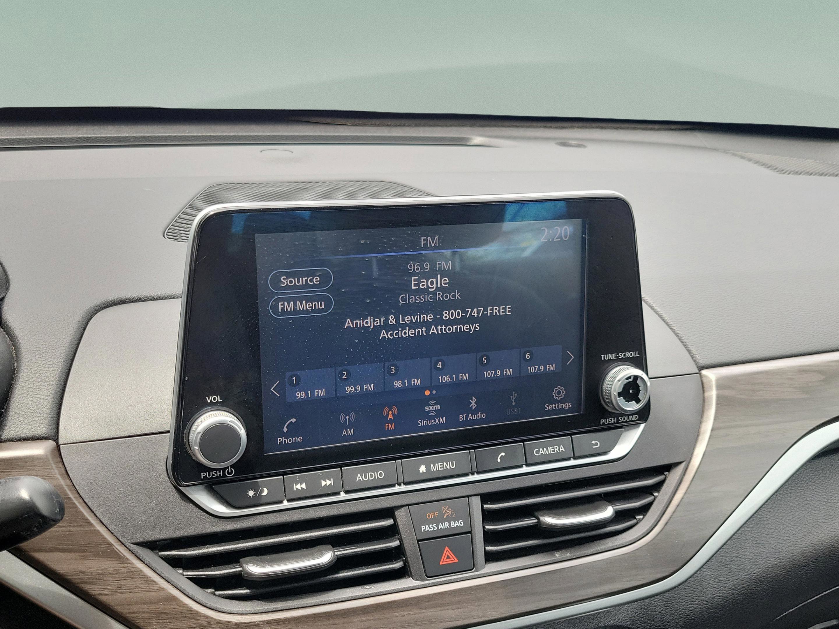 Used 2024 Nissan Altima 2.5 SV FWD image 27
