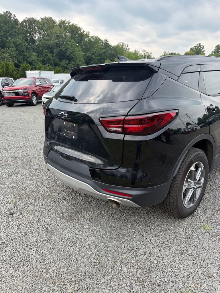 Used 2024 Chevrolet Blazer LT w/ Convenience Package FWD image 12