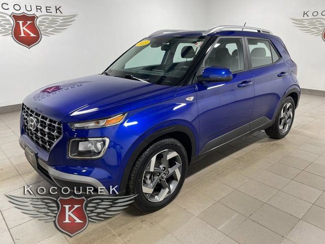 Used 2023 Hyundai Venue SEL image 3