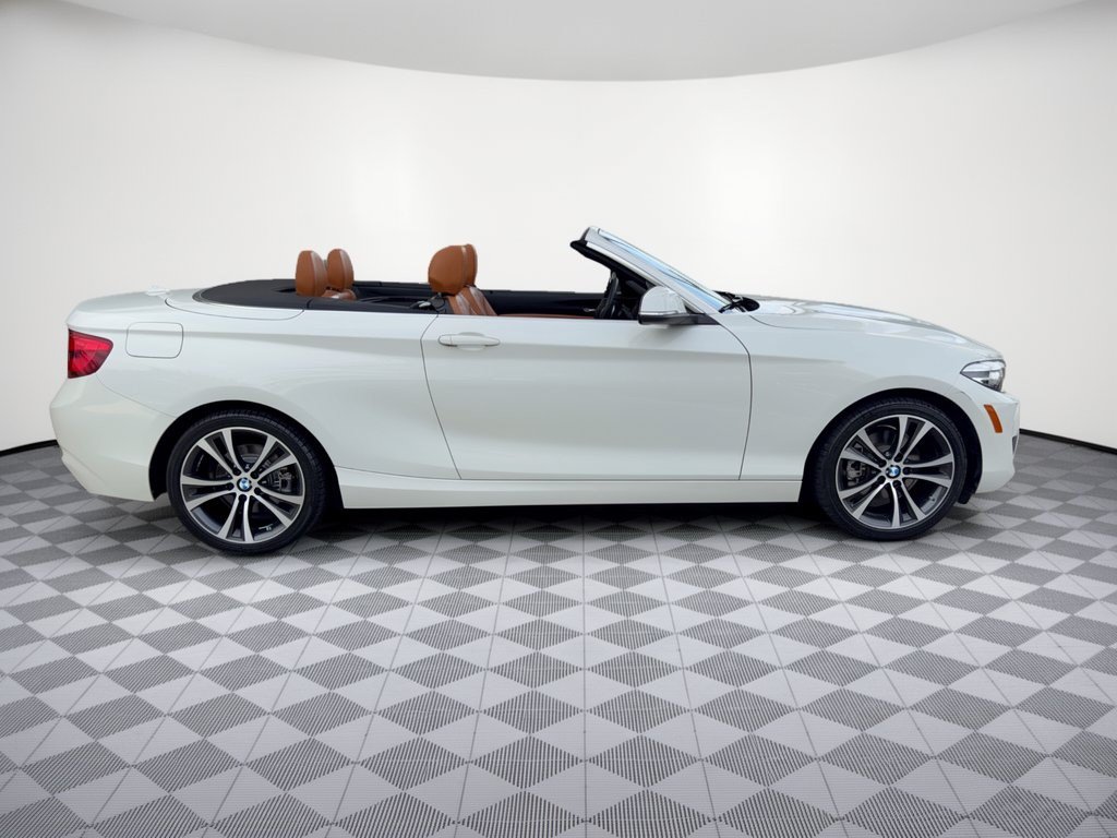Used 2018 BMW 230i Convertible RWD image 8