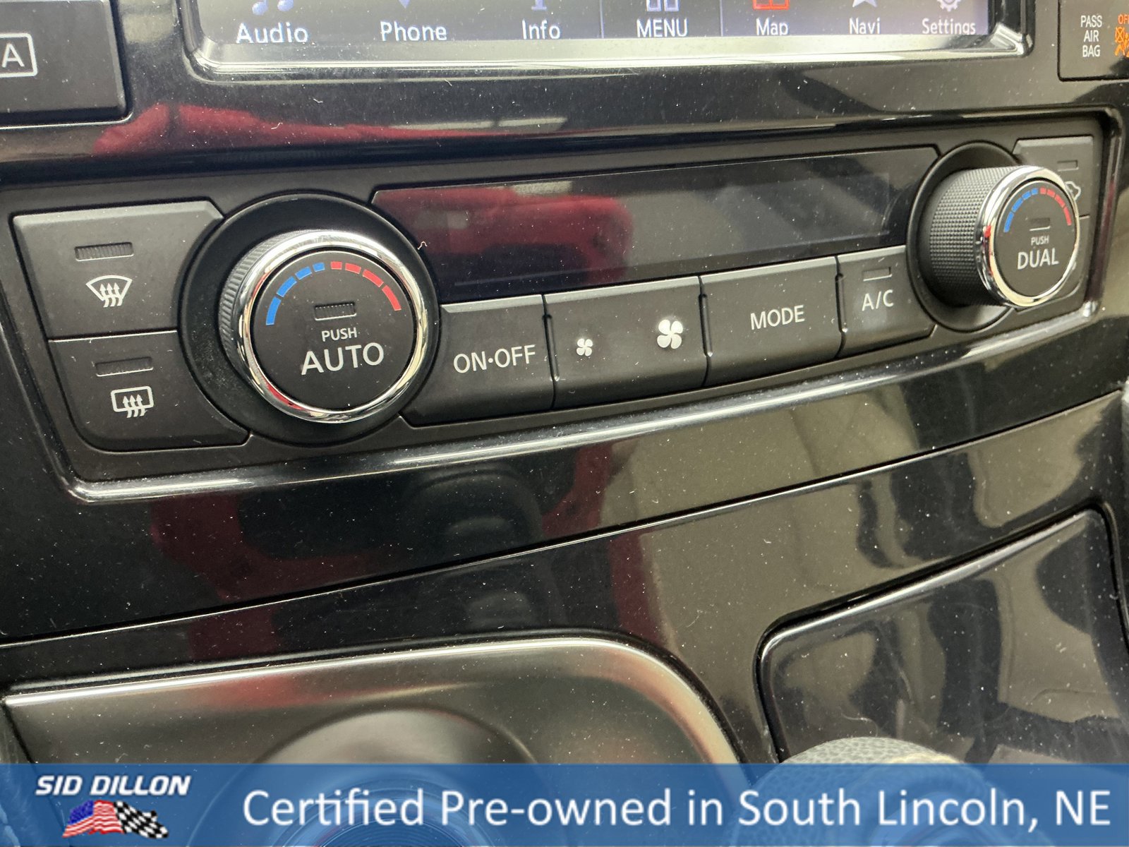 Used 2016 Nissan Maxima Platinum image 12