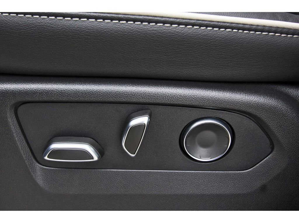 New 2026 Cadillac Escalade Sport w/ LPO, Floor Liner Package RWD image 23