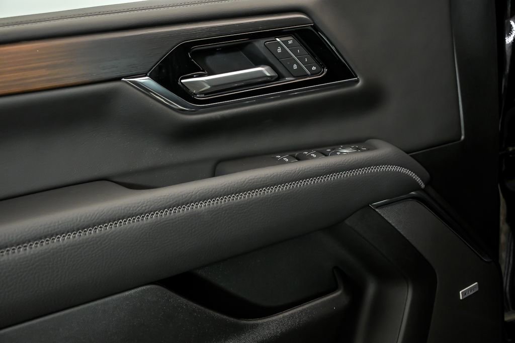 New 2026 GMC Yukon XL Denali image 5