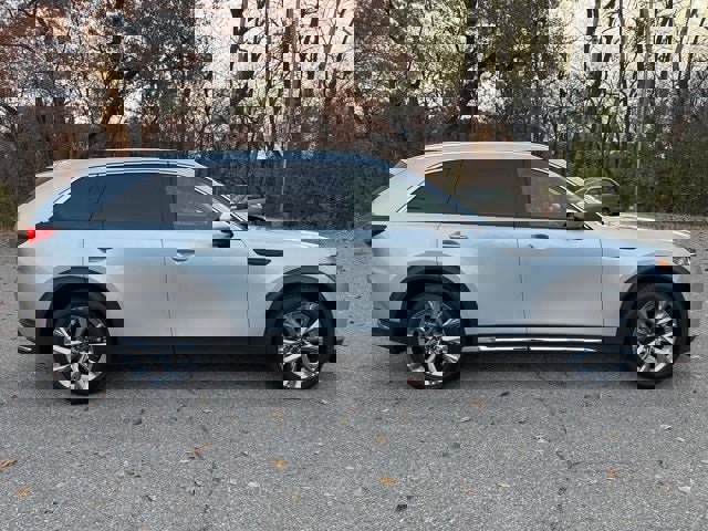 Used 2024 MAZDA CX-90 3.3 Turbo w/ Premium Package image 11