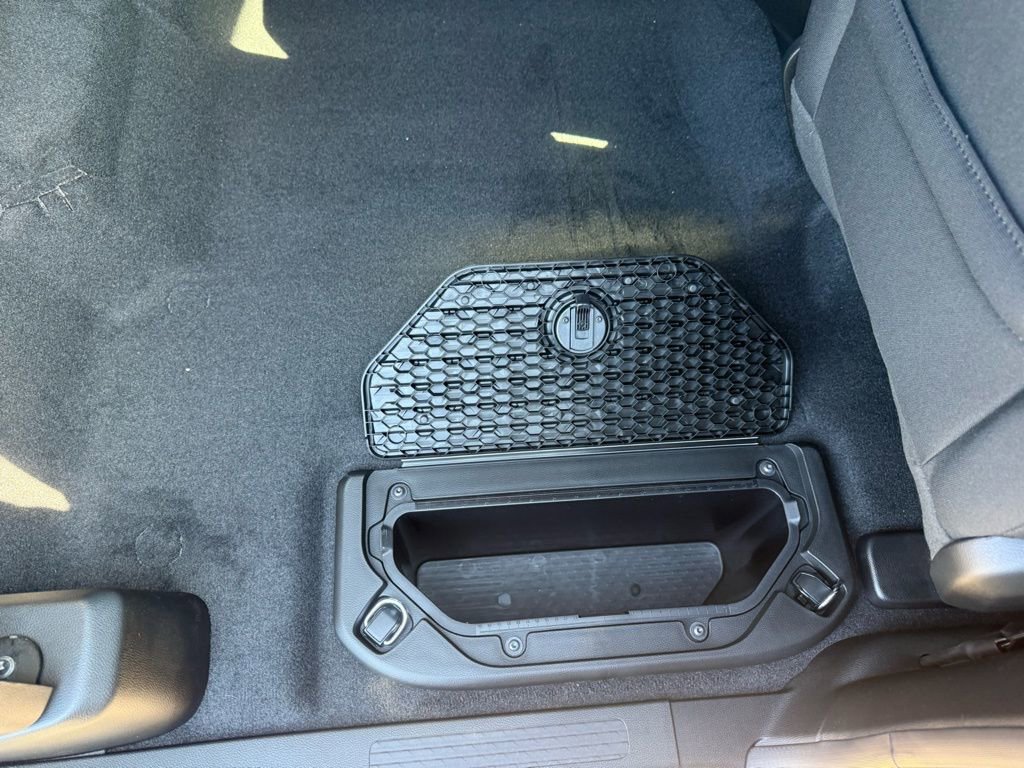 New 2026 RAM 1500 4x4 Crew Cab image 21