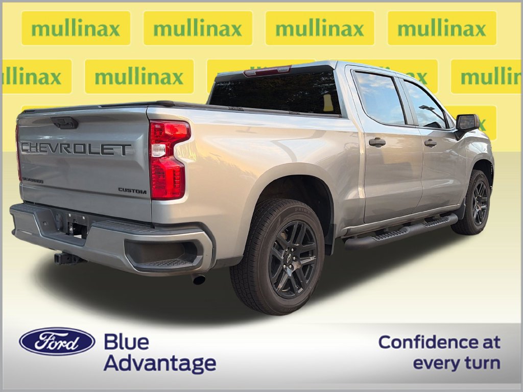 Used 2024 Chevrolet Silverado 1500 Custom w/ Turbomax Blackout Package RWD image 4