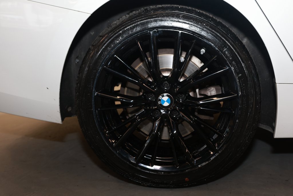 Used 2024 BMW 330i xDrive 330i xDrive image 26