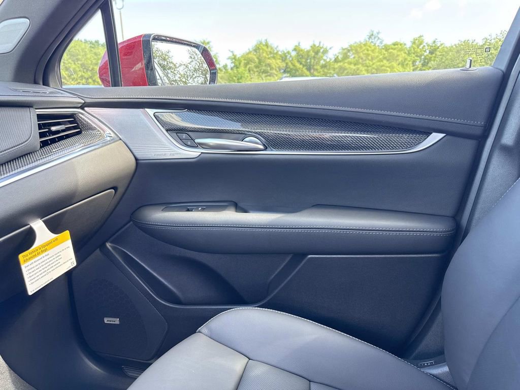 New 2026 Cadillac XT5 Sportv w/ LPO, Onyx Lite Package image 22
