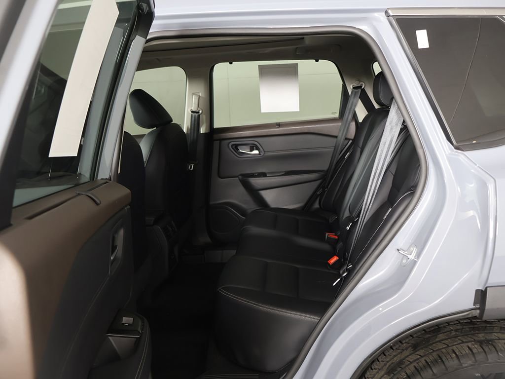 Used 2023 Nissan Rogue SL w/ SL Premium Package AWD/4WD image 30