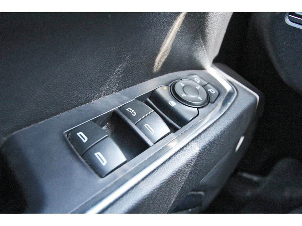 Used 2022 Chevrolet Silverado 1500 LT w/ Z71 Off-Road Package AWD/4WD image 15