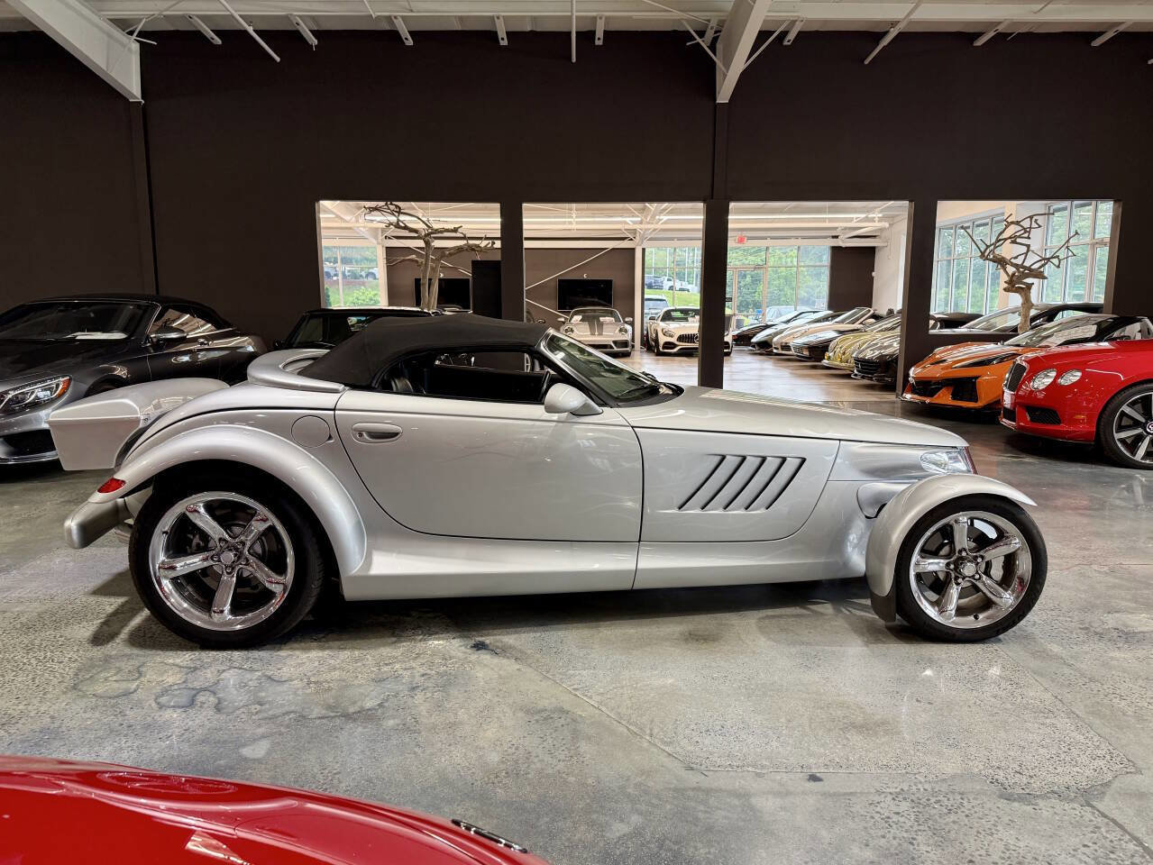 Used 2001 Plymouth Prowler image 10