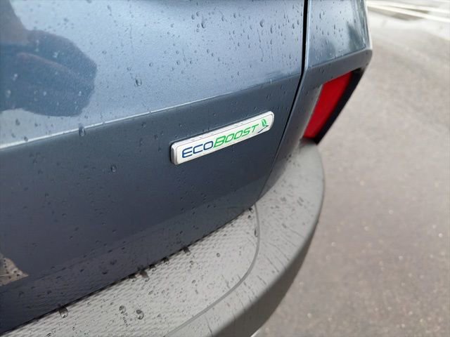 Used 2020 Ford Escape SEL image 9