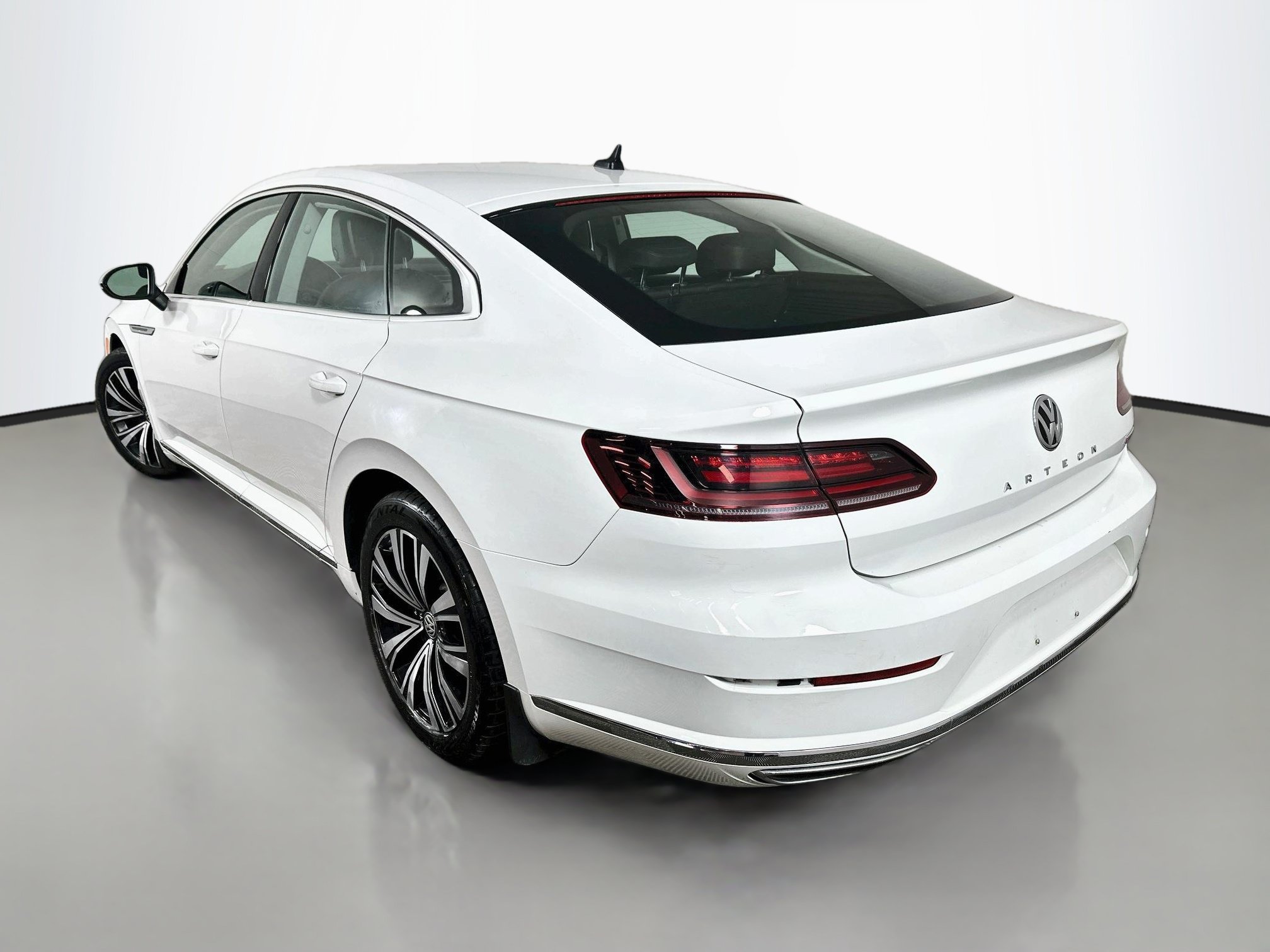 Used 2020 Volkswagen Arteon SE AWD/4WD image 5